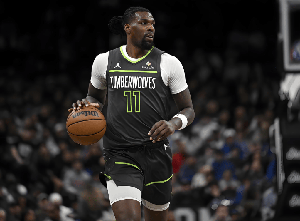 包含清晨明尼苏达森林狼备战德甲；内部沟通细节曝光；目标明确；资深球员宣示担当的词条-体育新闻