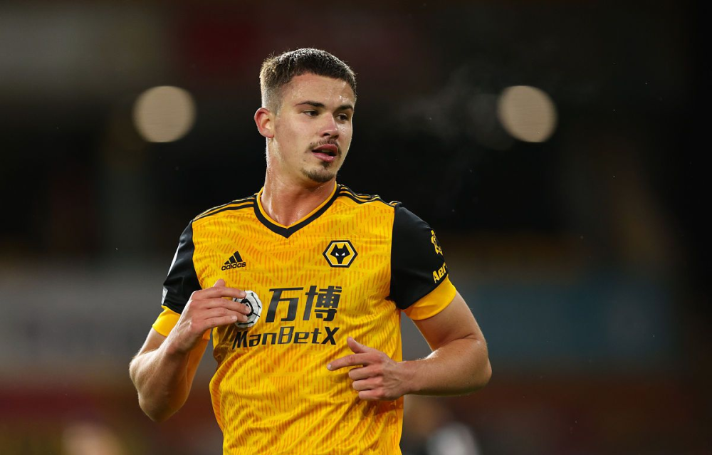 包含阿斯顿维拉今晨门线救险，志在德甲名次提升，悬念犹存，临场指挥获称赞的词条